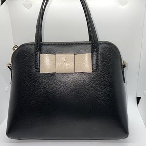 Kate Spade Signature Bow Dome Shoulder / Crossbody bag